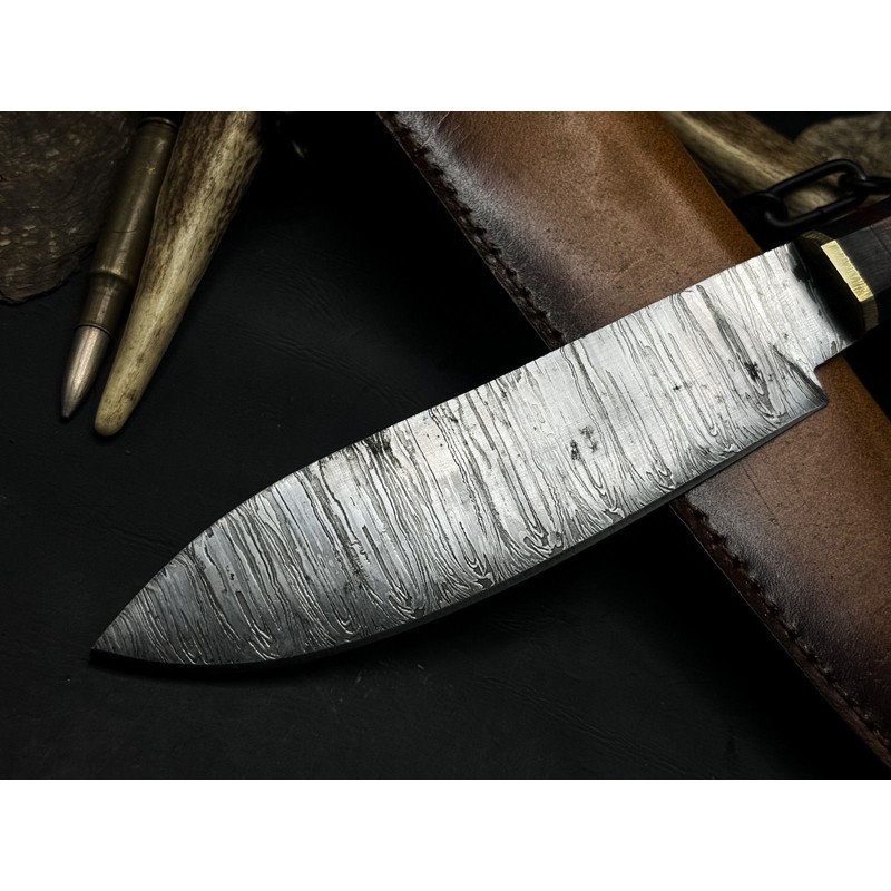 Damascus Steel Kitchen Knife With Hardwood Handle Cowhide Leather Sheath 1