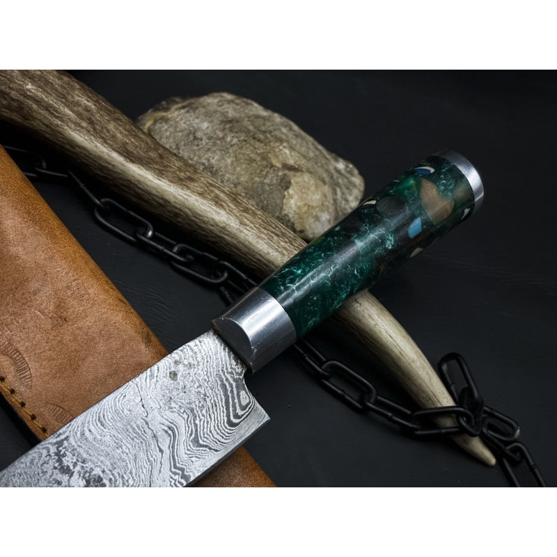 Handmade Damascus Steel Hunting Kitchen Chef Knife With Resin Handle And Leather Sheath 3