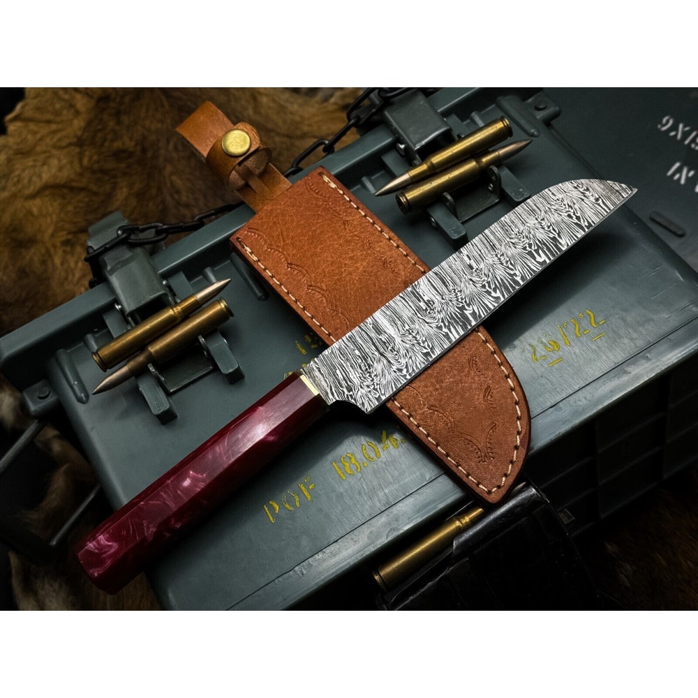 Custom Damascus Steel Hunting Knife Resin Handle Full Tang Design 3