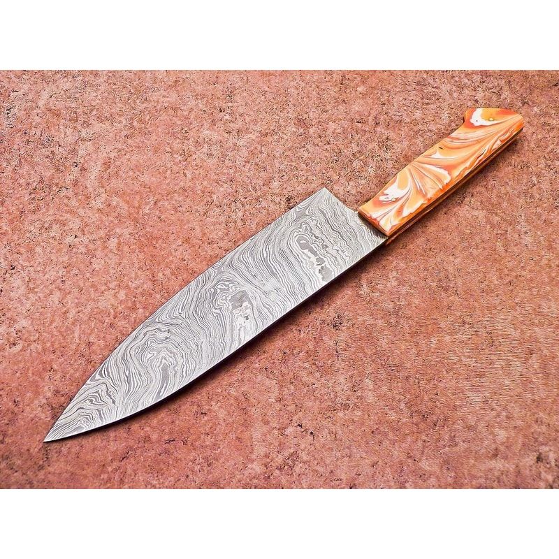 Premium Damascus Steel Knife Resin Handle HandStitched Leather Sheath 3