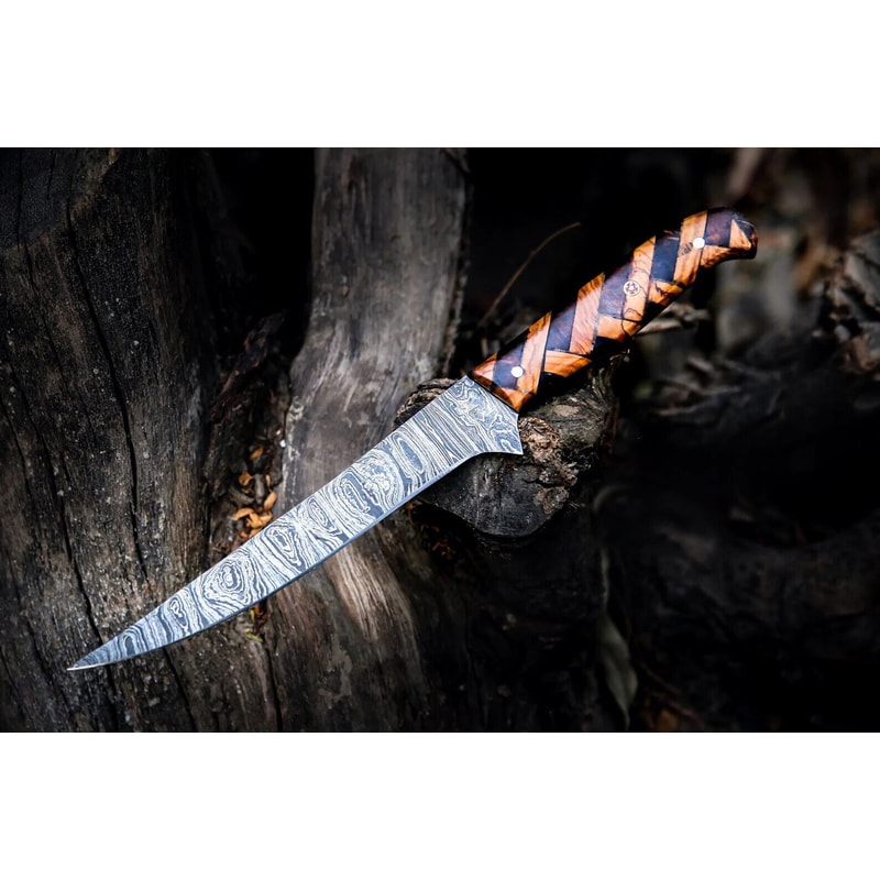 High Carbon Custom Kitchen Knife Handmade In Damascus Steel With Oak Wood Handle 0