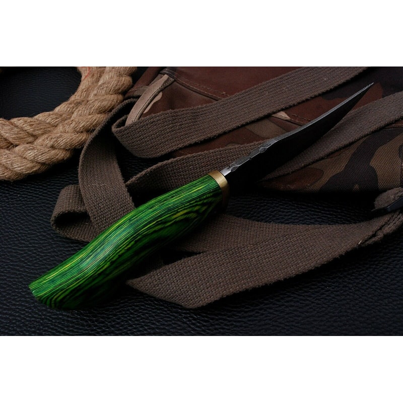Custom Forged Damascus Blade Knife Durable Wooden Handle 1
