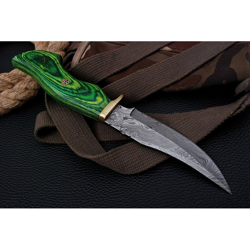 Custom Forged Damascus Blade Knife Durable Wooden Handle 2