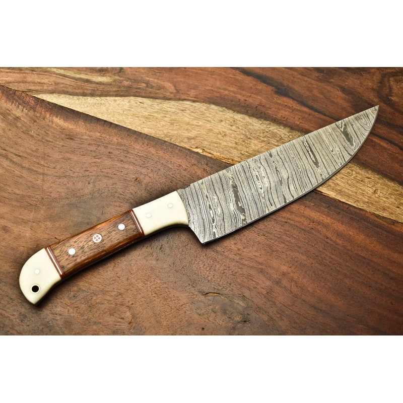 Custom Damascus Steel Chef Knife Handmade Full Tang Blade Forged Kitchen Sport Knife 1