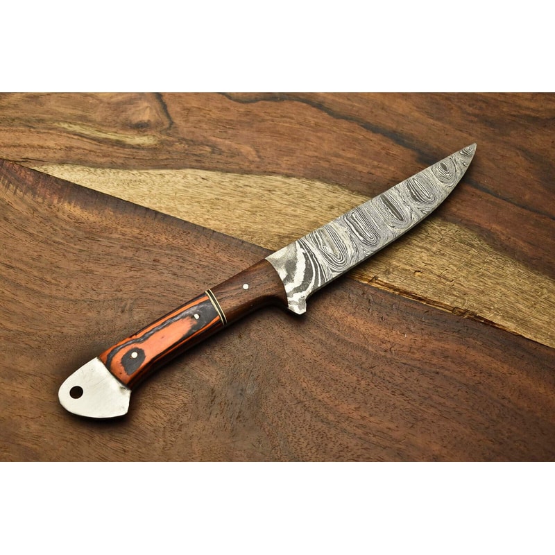 Twist Pattern Damascus Chef Knife With Premium Walnut Handle 2