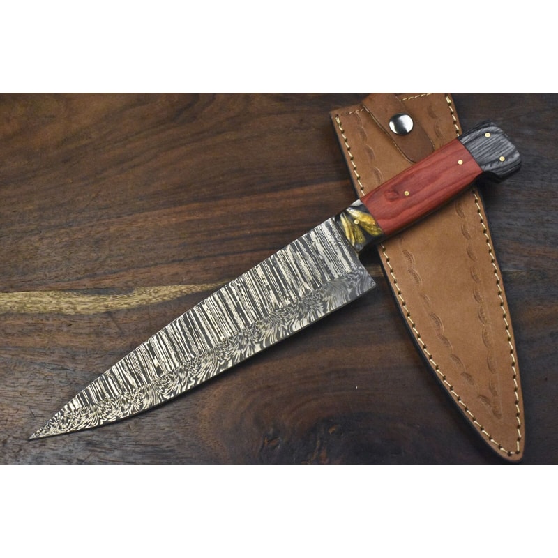 Handcrafted Damascus Chef Knife With Natural Walnut Handle 0