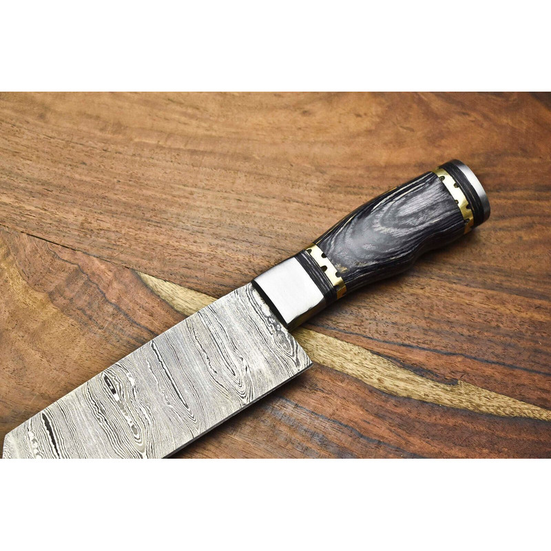 Traditional Damascus Steel Chef Knife  Hand Polished Full Tang Blade For Precision Cutting 1