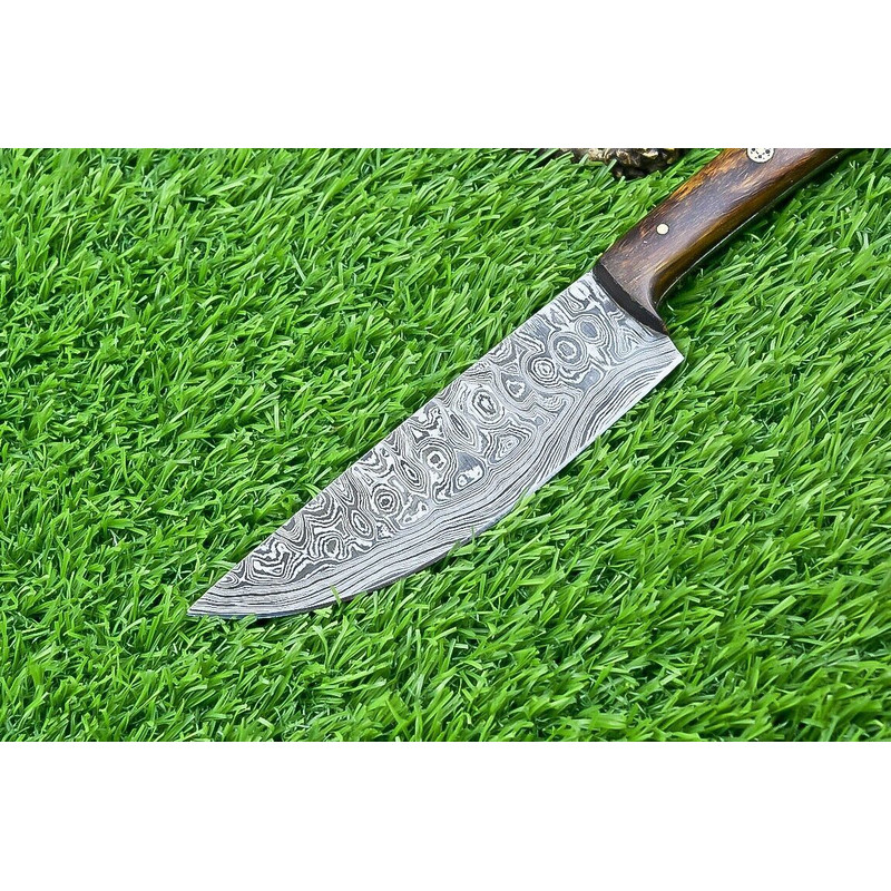 Custom Hand Forged Damascus Chef Knife  Twist Pattern Hardwood Grip Full Tang 1