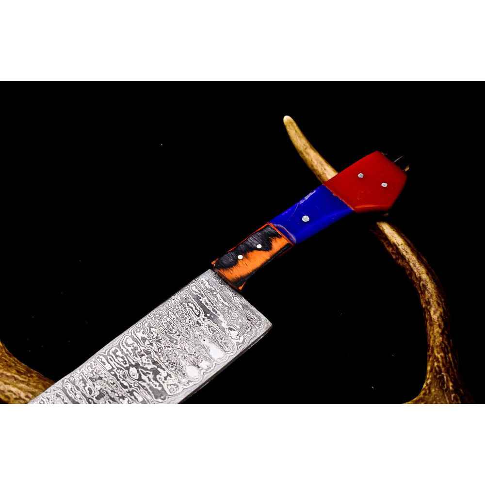 Custom 12 Twist Damascus Kitchen Knife  Hand Forged Full Tang Blade For Chef Lovers 1