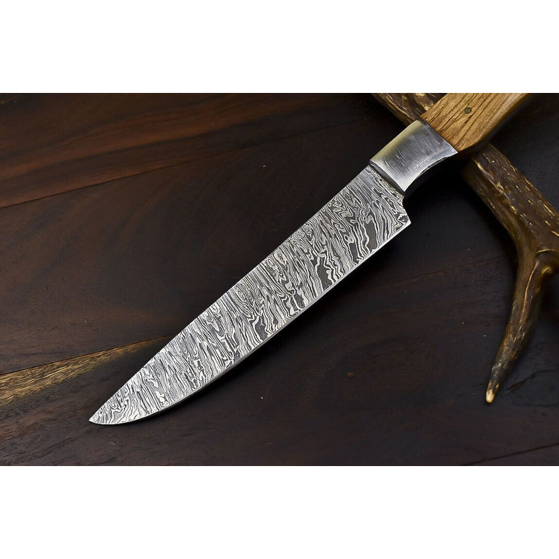 Artisan 12 Damascus Steel Kitchen Knife  Hand Forged Chef Knife With Wooden Handle 3