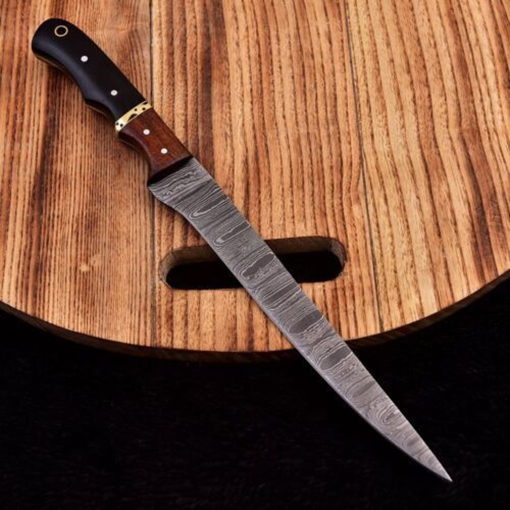Handmade Damascus Steel Fillet Knife  Ram Horn Handle  Kitchen  Chef Knife  Razor Sharp Edge 1