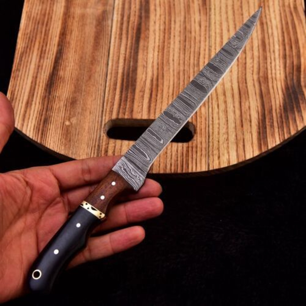 Handmade Damascus Steel Fillet Knife  Ram Horn Handle  Kitchen  Chef Knife  Razor Sharp Edge 2