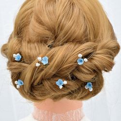 Blue forget me not and white baby's breath hair pins. Wedding hair pieces. Bridal hair accessories