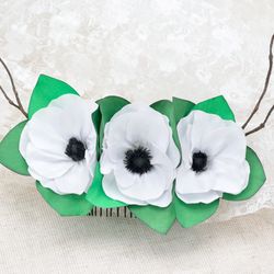 Black and white anemones hair comb with emerald green greenery and branches. Flower hair piece. Hair accessories