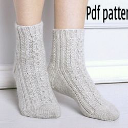 Sock knitting pattern. Sock pattern woman's.