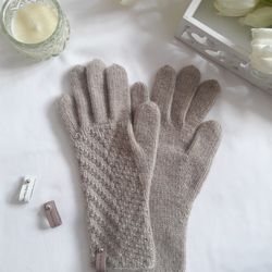 Cashmre gloves. Hand knit gloves. Luxurious gift for her.