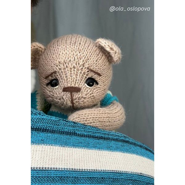 Bear knitting patterns.png