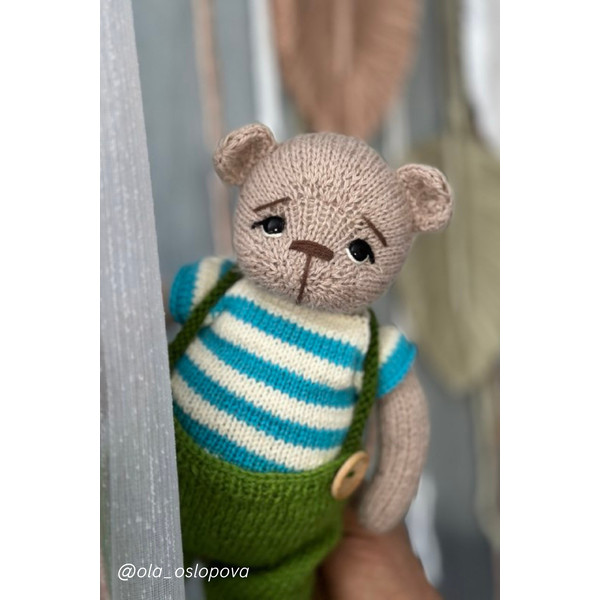 Bear knitting pattern.png