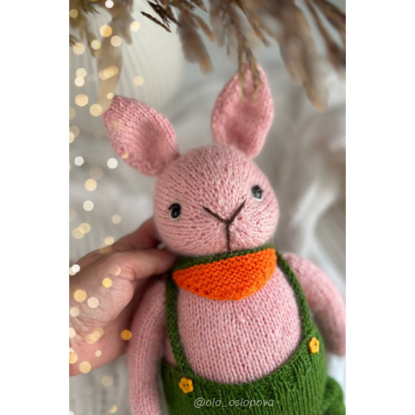 bunny knitting pattern by ola oslopova.png
