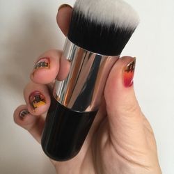 "iChubby" Makeup Brush - S A L E