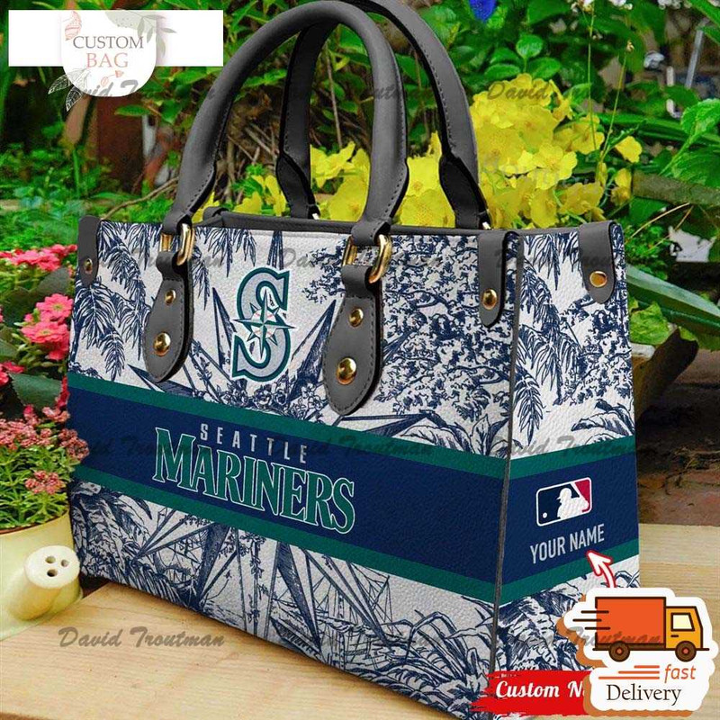 MR-david-troutman-bag10100a251-2542024101221.jpeg