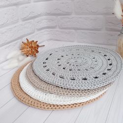 Enhance Your Table Decor: Cozy Crochet Placemat Set with Stylish Round Pattern, 4 pcs