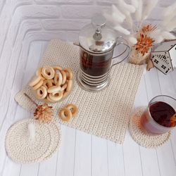Enhance Your Table Decor: Cozy Crochet Placemat Set with Stylish Pattern, 4 pcs