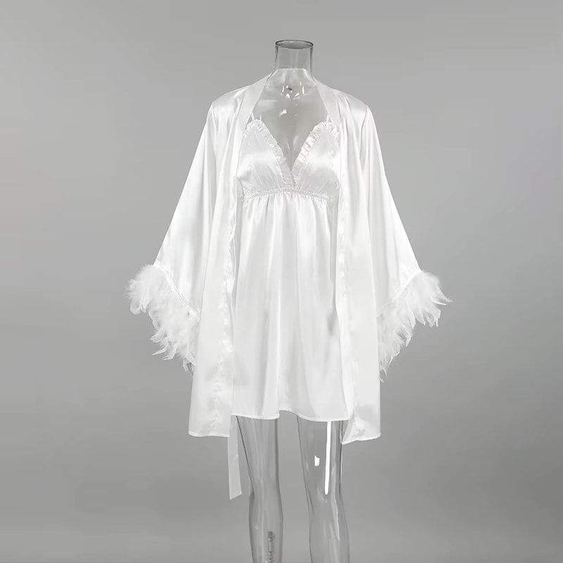 Elegant Wedding Bride Robe Sexy Rayon Morning Gown Feather Kimono Bathrobe Sleepwear For Brides 2