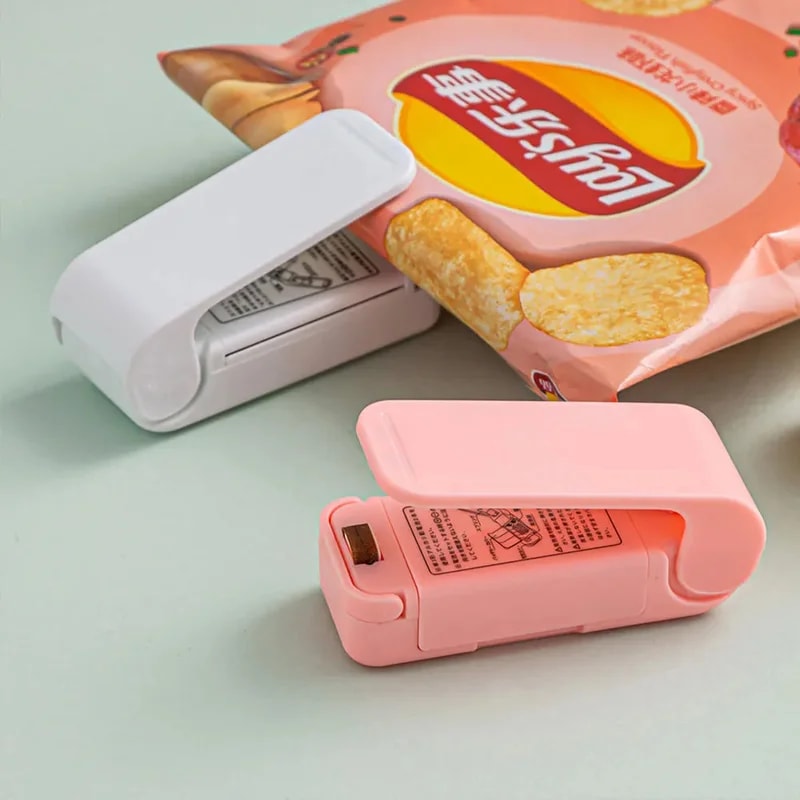 Portable Snack Packaging Mini Sealer For Insulated Plastic Food Bags Kitchen Tools For Sealing 0