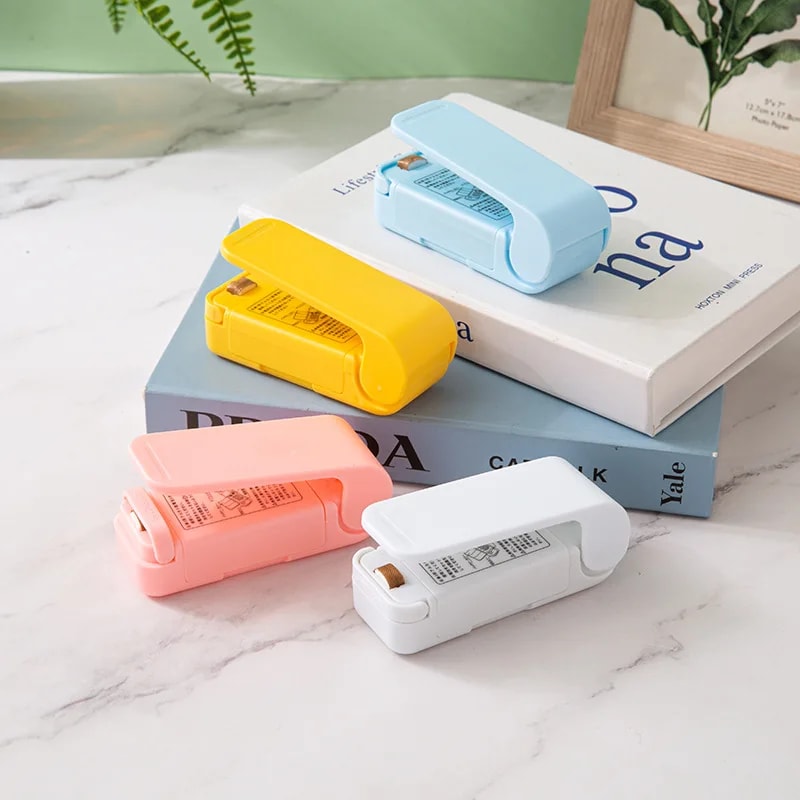 Portable Snack Packaging Mini Sealer For Insulated Plastic Food Bags Kitchen Tools For Sealing 2