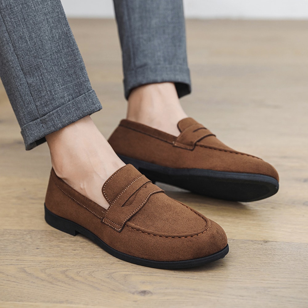 Retro Brown Moccasins For Men Autumn Suede Loafers Comfortable Slipon Casual Shoes Men Flats 2