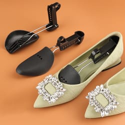 adjustable plastic shoe tree shaper shapes, brand new high quality pair for women, men, unisex fashion, black shoe tree