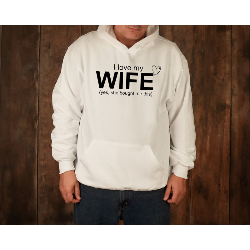 mans_hoodie_white_front_wood.png
