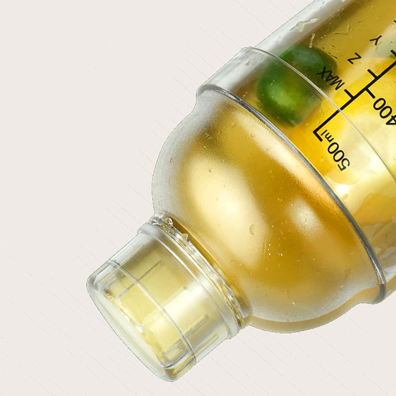 Martini Hand Shaker, Plastic Cocktail Shaker Cup with Scales, Milk Tea Wine Drink Mixer