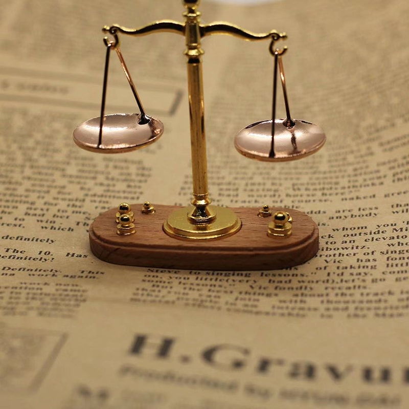 Miniature Accessories Antique Justice, Scale Model, Mini Vintage Balance Scales Ornament, Kids Gift for Home