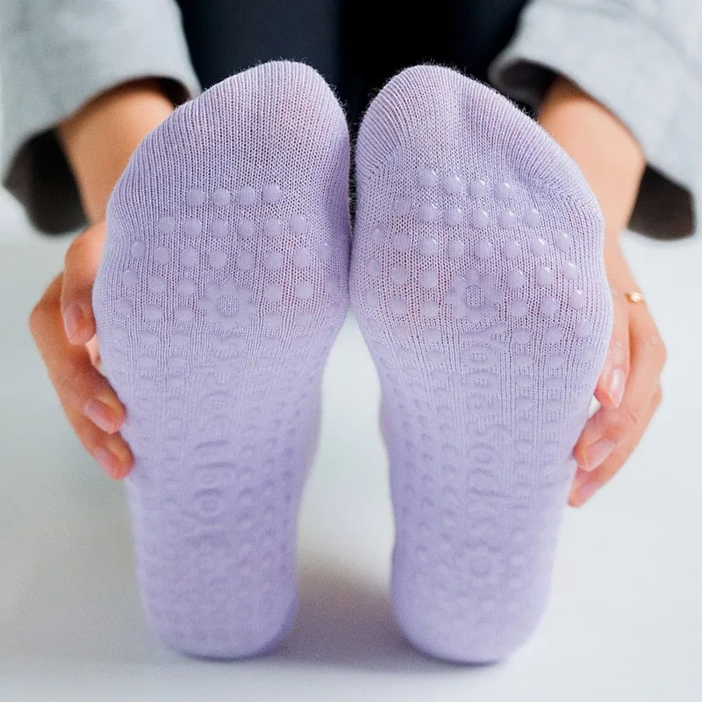 Plus Size Women's Yoga Socks, Multi-Colored Silicone Anti-Slip Pilates Socks for Dance & Fitness