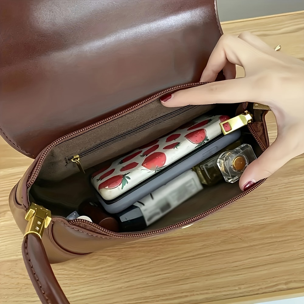 Retro Baguette Underarm Bag Womens High Feeling Fashion Shoulder Bag PU Material 4