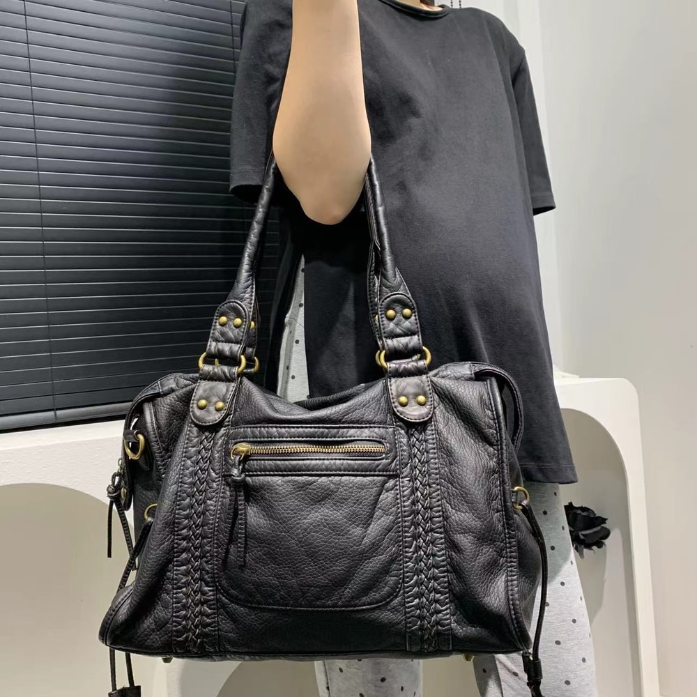 Vintage Washed Leather One Shoulder Crossbody Bag Soft Leather Large Capacity Motorcycle Bag 1