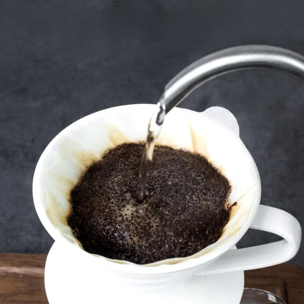 Natural Wood Fiber Holder Disposable Conical Filter Paper, Perfect for Manual Coffee Brewing