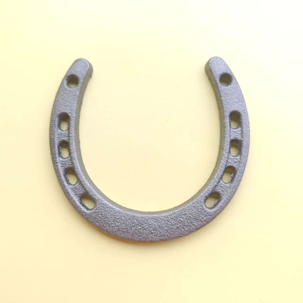 Unique Design Cast Iron Horseshoe Wall Sculpture, Vintage Metal Home Ornament Hanging