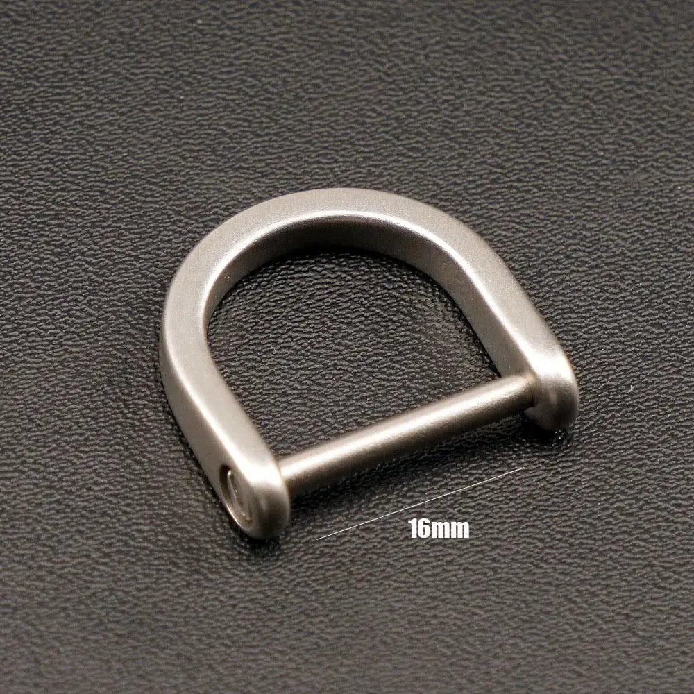 Titanium Alloy Horseshoe Buckle Carabiner, Key Ring Hook, Outdoor Tool, Shackle D Bow Keychain Bracelet Buckle