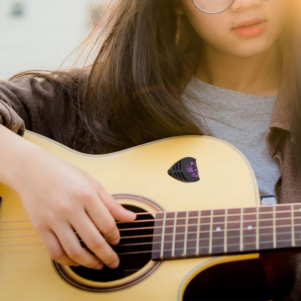 Plastic Stick-on Guitar Pick Holder, Black Guitar Pick Holder, Guitar Accessories for Easy Pick Storage