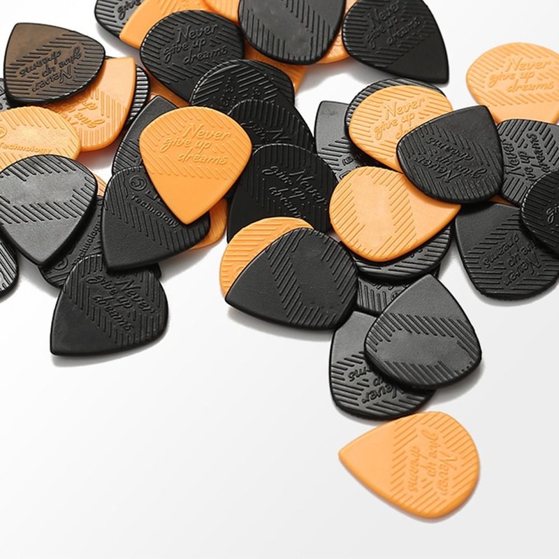Non-slip Electric Guitar Pick Nylon Replacement for Bass Triangle Shape Plectrum Ukulele Picks