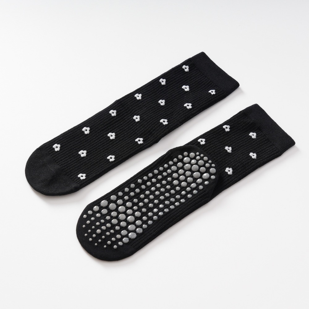 Professional Pilates Socks, New Cotton Anti-Slip Yoga Socks, Breathable Mid Tube Socks with Jacquard Design for Sports