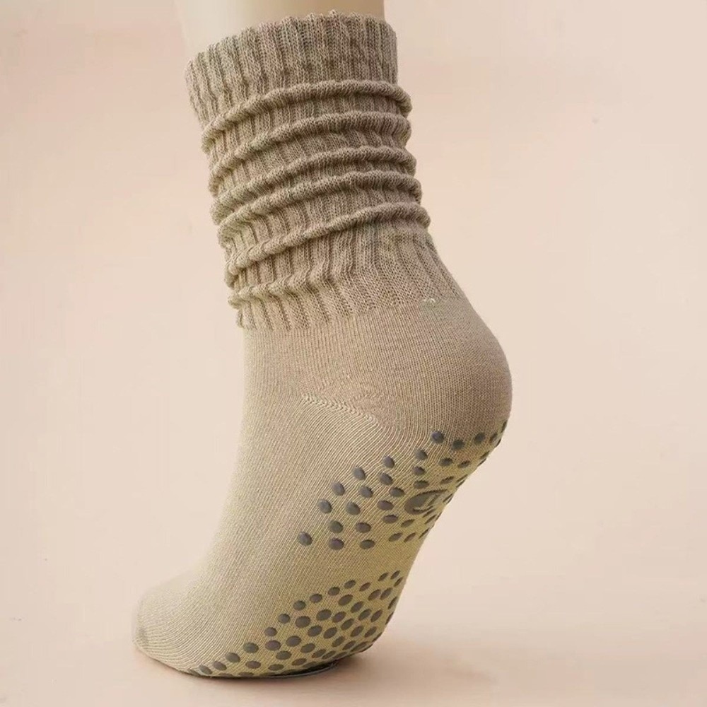 Breathable Pilates Socks Women Anti Slip Silicone Long Tube Yoga Fitness Socks with Double Bar Design