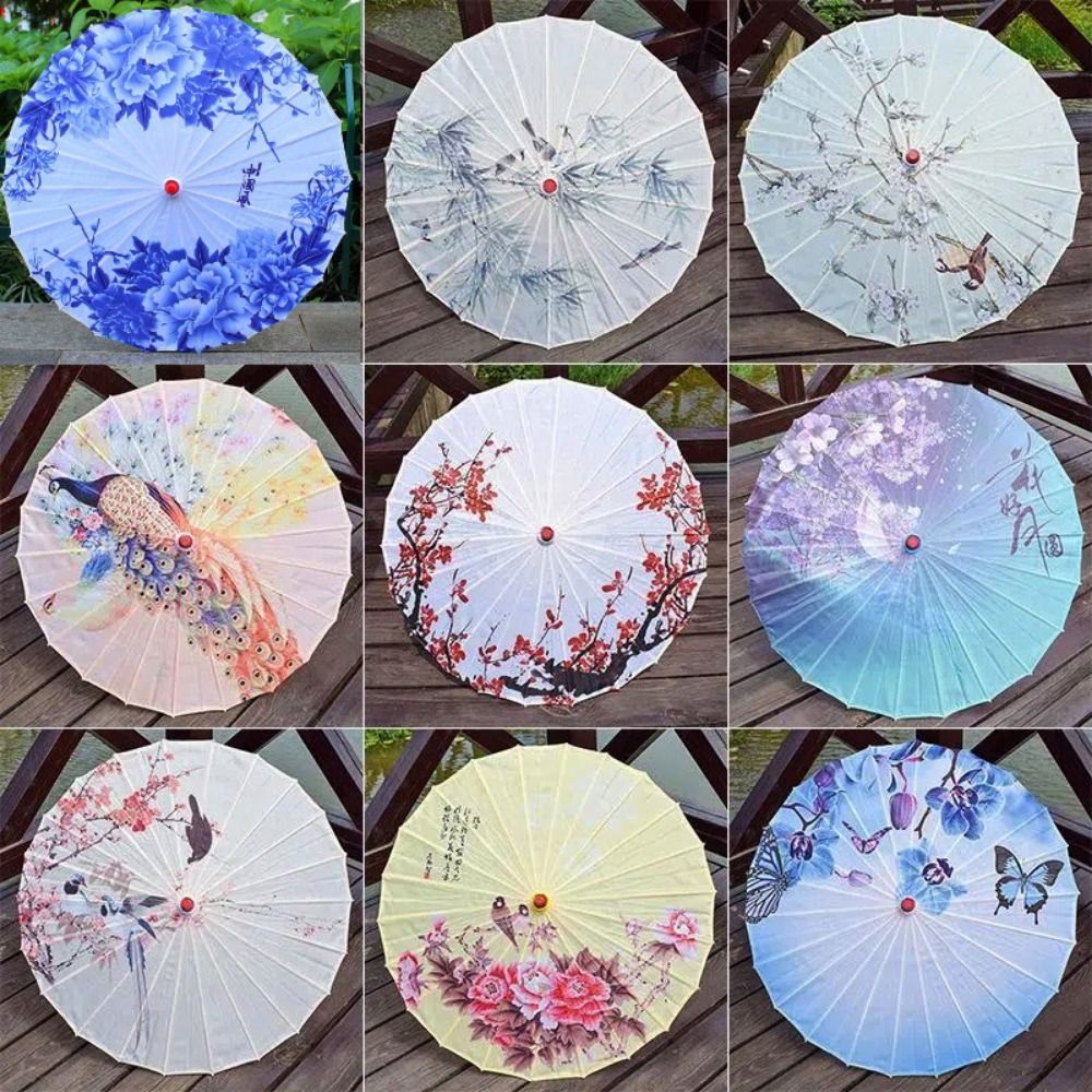 Vintage Oiled Paper Umbrella, Perfect for Dance, Photography, and Costumes in Antique Style