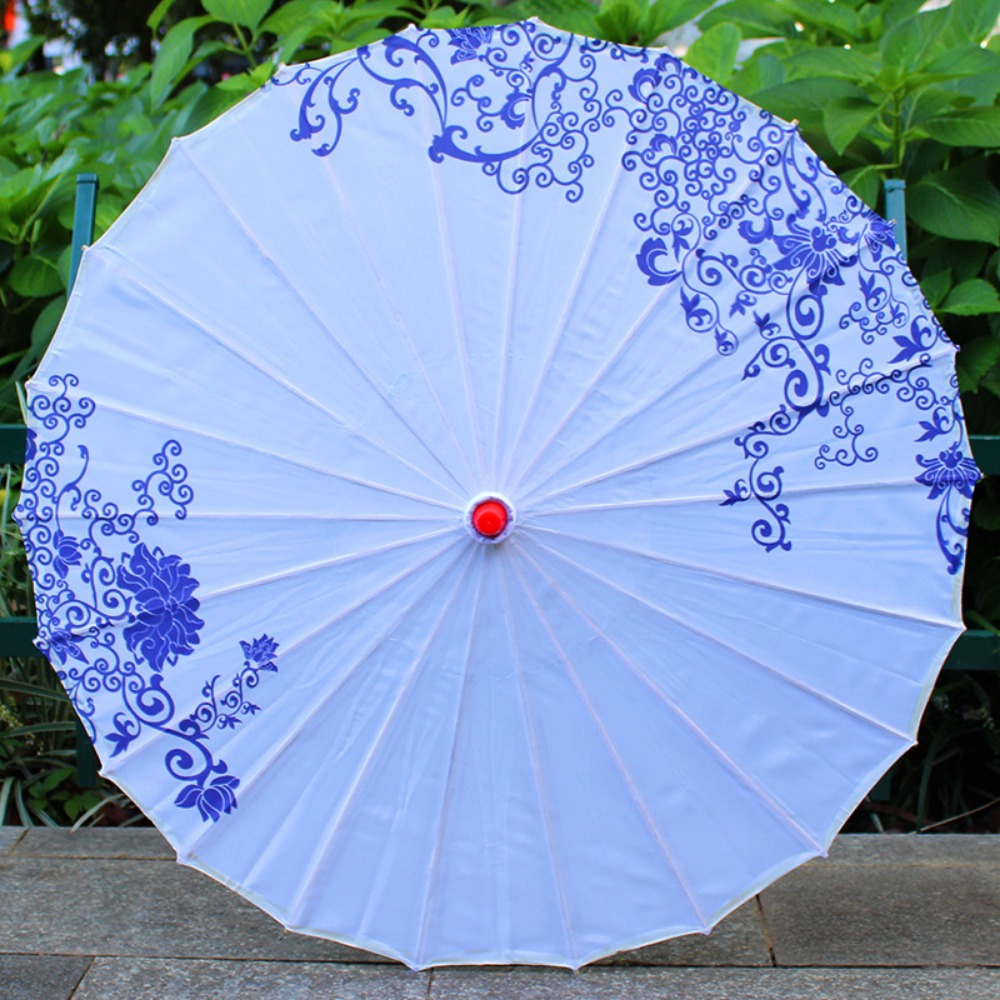 Vintage Oiled Paper Umbrella, Perfect for Dance, Photography, and Costumes in Antique Style