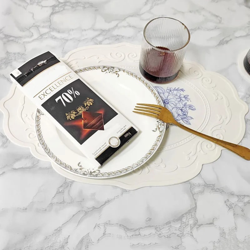 Waterproof Silicone Dining Mat, Floral Placemats with Retro Carved Design for Kitchen Table, Coffee Pad, Tableware Mats