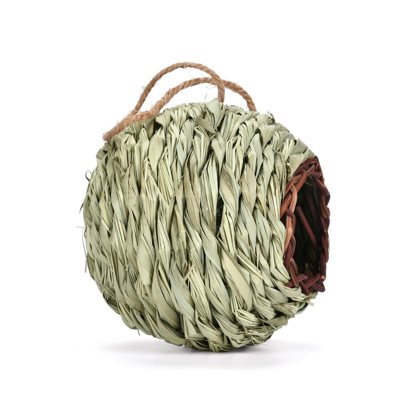 Handwoven Birdhouse, Natural Grass Hanging Bird Nest for Hummingbirds, Outdoor Garden Bird Shelter Nest Decoration