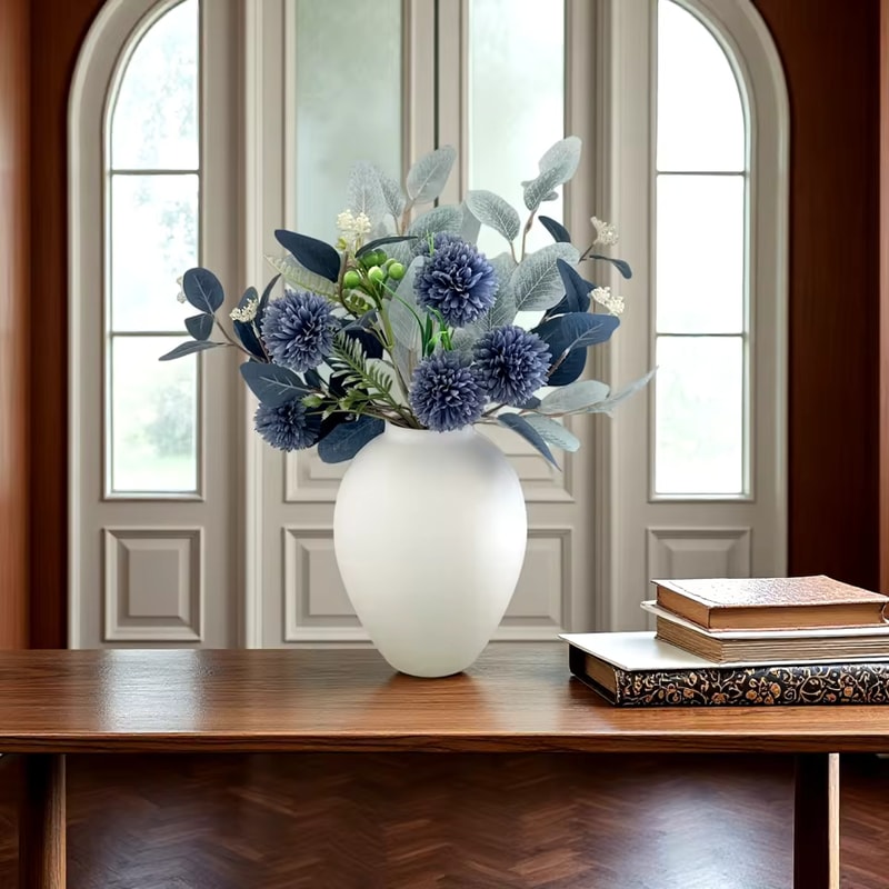 Retro Clay Pot, Medieval Style White Ceramic Vase, Flower Arrangement Decoration for Living Room, Kitchen Table Ornament